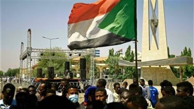 تفاصيل لقاء المبعوث الأمريكي للقرن الإفريقي مع حمدوك والبرهان وحميدتي