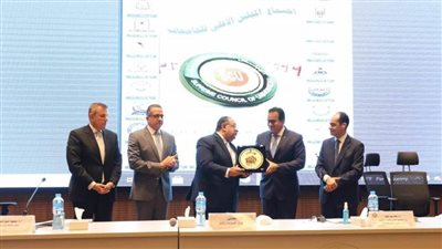 بحضور د. خالد عبد الغفار.. 