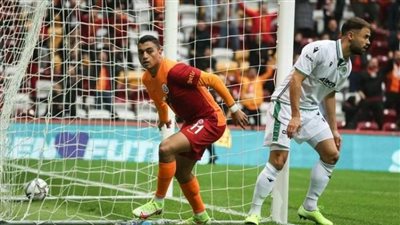 مصطفى محمد احتياطيًا في تشكيل جالاتا سراي لمواجهة بشكتاش في الدوري التركي