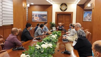 محافظ بورسعيد يتابع استعدادات الأحياء لاستقبال موسم الشتاء ويوجه بتكثيف أعمال النظافة