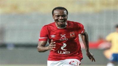 بهذه الطريقة.. بيرسي تاو يحتفل بأول مباراة له مع الأهلي