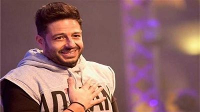 بالفيديو | محمد حماقي يطلق آخر أغنيات «فايتني»  