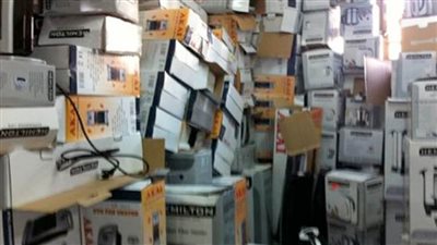 سقوط صاحب مخزن بحوزته 85 قطعة أجهزة كهربائية مجهولة المصدر بعابدين