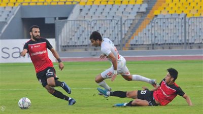 الشوط الأول.. الزمالك يتقدم طلائع الجيش بهدف زيزو