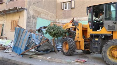 رئيس جهاز مدينة 6 أكتوبر يقود حملة مكبرة لاسترداد الوحدات المخالفة بالحي السادس 