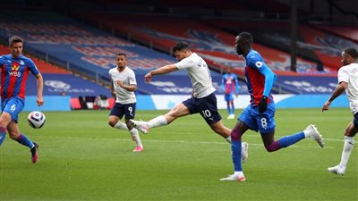  مان سيتي يسقط بثنائية على أرضه أمام كريستال بالاس بالدوري الإنجليزي