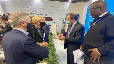 وزير البترول بـ 