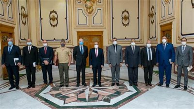 وزير الإنتاج الحربي يناقش مع سفير بلغاريا سبل تعزيز التعاون المشترك (صور)