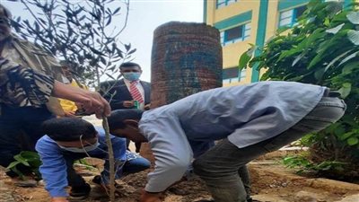 وزيرة البيئة تستعرض مشاركة الوزارة في 