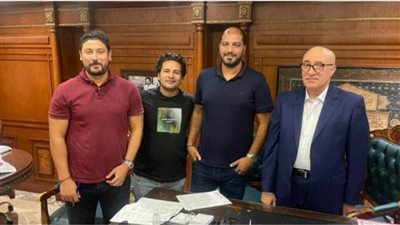 جلسة حساب بين إدارة المصري ومعين الشعباني بسبب ٣ تعادلات