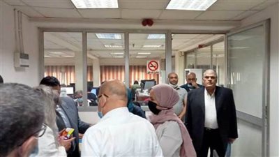 وفد الاتحاد الأوروبي يشيد بمعامل ومراكز خدمة عملاء مياه القاهرة 