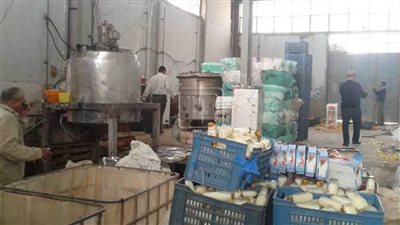 20 طن مستلزمات فاسدة.. ضبط مصنع ينتج عصائر دون ترخيص بالجيزة