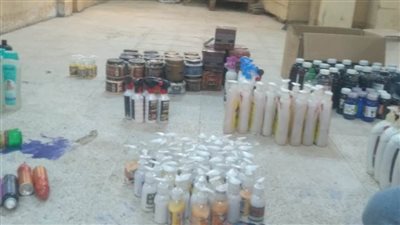 ضبط 1,6 طن صابون ومطهرات داخل مصنع مستحضرات تجميل غير مرخص بالمرج