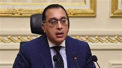 رئيس الوزراء يتفقد أعمال تطوير طريق السويس - الإسماعيلية (صور)