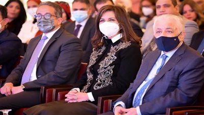 وزراء الهجرة والسياحة والتعليم يشهدون استعراض استراتيجية جديدة للتواصل مع المصريين بالخارج (صور)