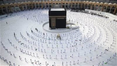 وزارة الحج والعمرة تكشف شروط وآلية أداء العمرة والصلاة بالمسجد الحرام