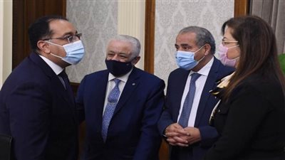 وزيرة التخطيط: ارتفاع معدل نمو الربع الأول لأعلى مستوى على امتداد العقدين الماضيين بنسبة 9.8% (صور)