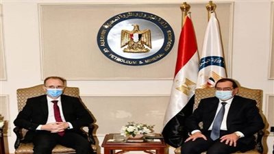 وزير البترول والسفير البلغاري يبحثان سبل التعاون