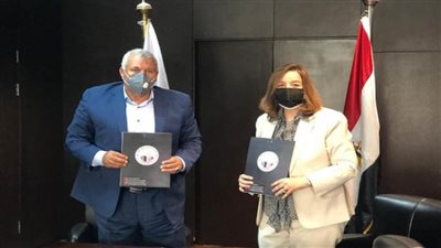 محافظ الوادي الجديد ورئيس 