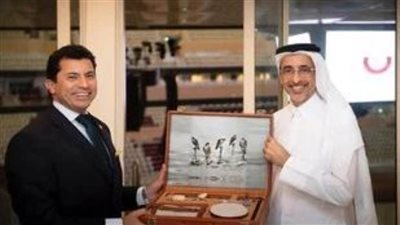 وزير الشباب والرياضة يبحث التعاون الثنائي مع نظيره القطري