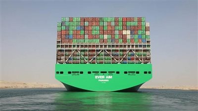 قناة السويس تشهد العبور الأول لسفينة الحاويات EVER AIM وسفينة الركاب COSTA FIRENZE (صور)