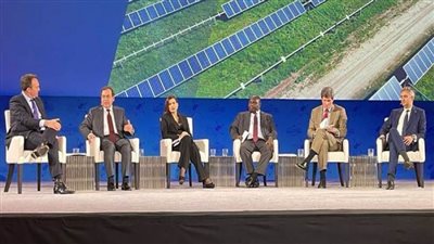 وزير البترول يشارك في جلسة التعاون بمجال الطاقة بمؤتمر البترول العالمي (صور)