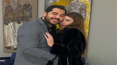 ياسمين الخطيب تخطف قلوب متابعيها بصورة رومانسية مع زوجها (صورة)