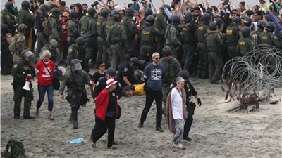  بعد حادث الشاحنة ..المكسيك تحض أمريكا على تغيير سياساتها للهجرة