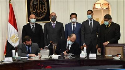 وزير الإسكان يشهد توقيع مذكرة لإنشاء وتشغيل مستشفى عالمي بالعاصمة الإدارية