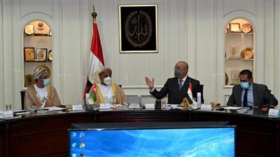 وزير الإسكان يعرض على نظيره العماني التجربة العمرانية المصرية في عهد الرئيس السيسي (صور)