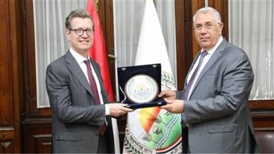 القصير ونائب وزير الزراعة الروسي يبحثان سبل التعاون الزراعي بين البلدين