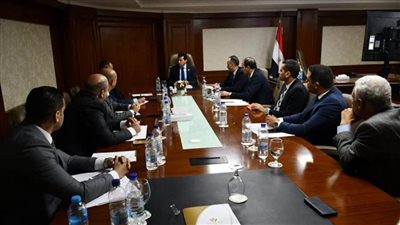 وزير الرياضة يلتقي مجلس إدارة اتحاد التايكوندو (صور)