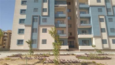 الإسكان: ضخ مياه الشرب بعمارات «زهور مايو» البديلة لمنطقة «الزرايب» (صور)