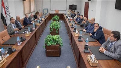 مجلس الأعمال اليمني يزور المنطقة الاقتصادية في العين السخنة (صور)