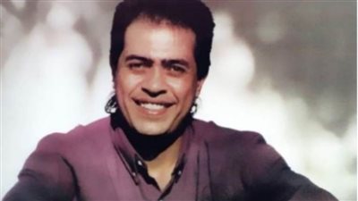 حكيم يستعيد ذكريات صدور أول ألبوماته 