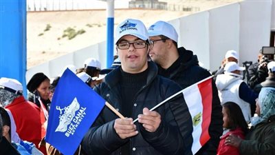 وزير الشباب والفريق أسامة ربيع يحتفون بذوي الهمم خلال زيارتهم لقناة السويس (صور)