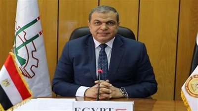 القوى العاملة في أسبوع.. نظام العمل الجديد بالإمارات يعطي يوم راحة غير محدد مدفوع الأجر للعاملين بالقطاع الخاص