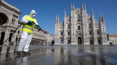 إيطاليا تسجل أول إصابة بـ متحور أوميكرون
