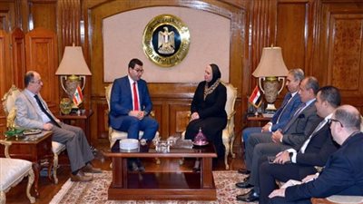 وزيرة التجارة: نسعى لدعم دولة لبنان الشقيقة والارتقاء بالعلاقات الاقتصادية (صور)