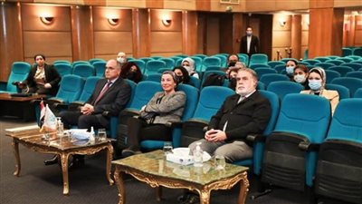 وزيرة البيئة تكرم طالبات الجامعة الألمانية لتطوير قرية الغرقانة بمحمية نبق (صور)