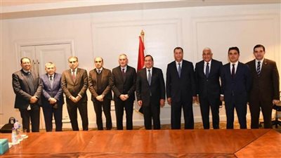 إيني الإيطالية تضخ مليار دولار استثمارات في مجال البحث والإنتاج للبترول والغاز بمصر (صور)