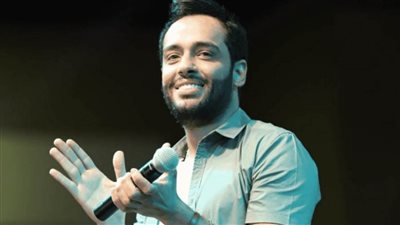 بالفيديو.. رامي جمال يحتفل بالعام الجديد في برنامج 