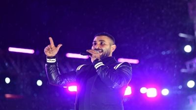 رامي عياش وأحمد سعد يشعلان أضخم حفلات رأس السنة بمدينة الجلالة (صور)