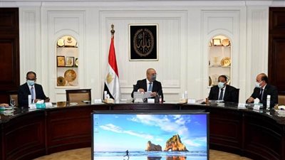 وزير الإسكان يترأس اجتماع لجنة متابعة تنفيذ 