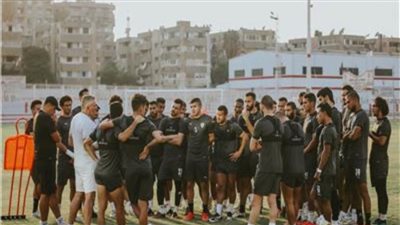 الزمالك يستأنف تدريباته في غياب الدوليين  