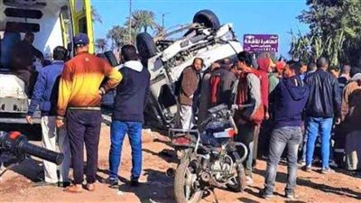 وفاة مواطنين اثنين وإصابة 45 في انقلاب ونش وأوتوبيس بالسويس