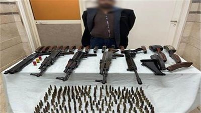 ضبط عنصر إجرامي شديد الخطورة بحوزته سلاح ناري وذخائر ومواد مخدرة بالقليوبية 