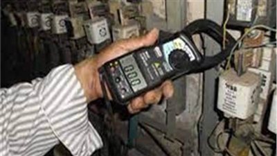 خلال 24 ساعة.. شرطة الكهرباء تضبط 3 آلاف قضية سرقة تيار 