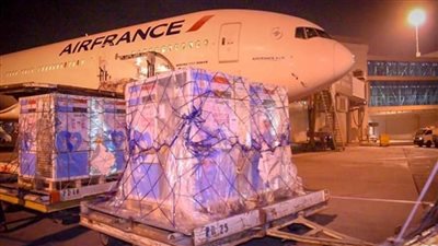 عاجل | د. خالد عبدالغفار: استقبال مليون جرعة من لقاح  «أسترازينيكا» بمطار القاهرة الدولي