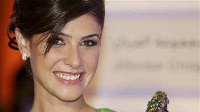 بسمة تصاب بفيروس كورونا.. وتعلق: خلى بالكم العدوى دلوقتى فى الهوا